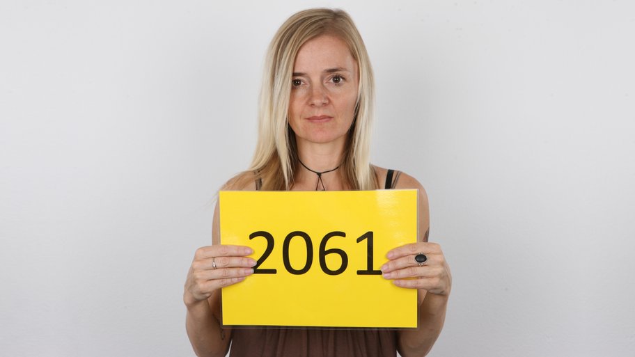 Czech casting - Laura 2061